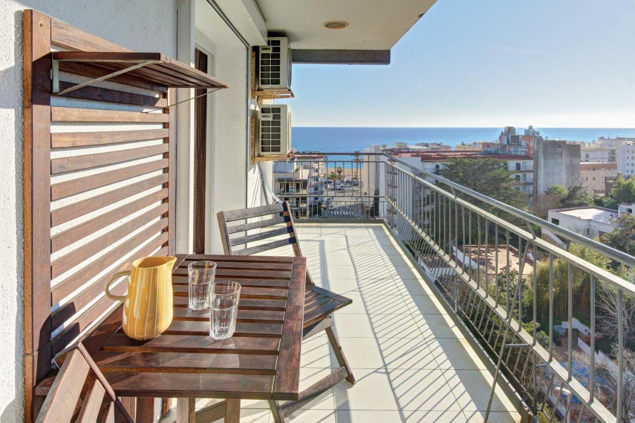 Apartament Pau Casals, 2 Min Walk From The Sea & Sea View Лорет де Мар Екстериор снимка
